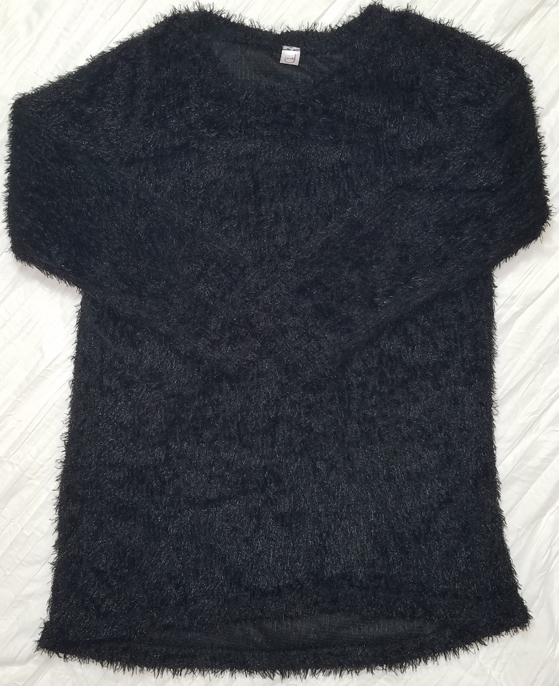 Extremely Soft Women's Black Fluffy Jumper Tops - Picture 2 of 5